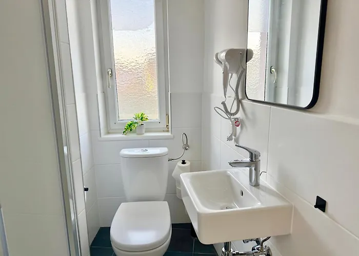 Prime Near - Free Parking Apartman Bécs